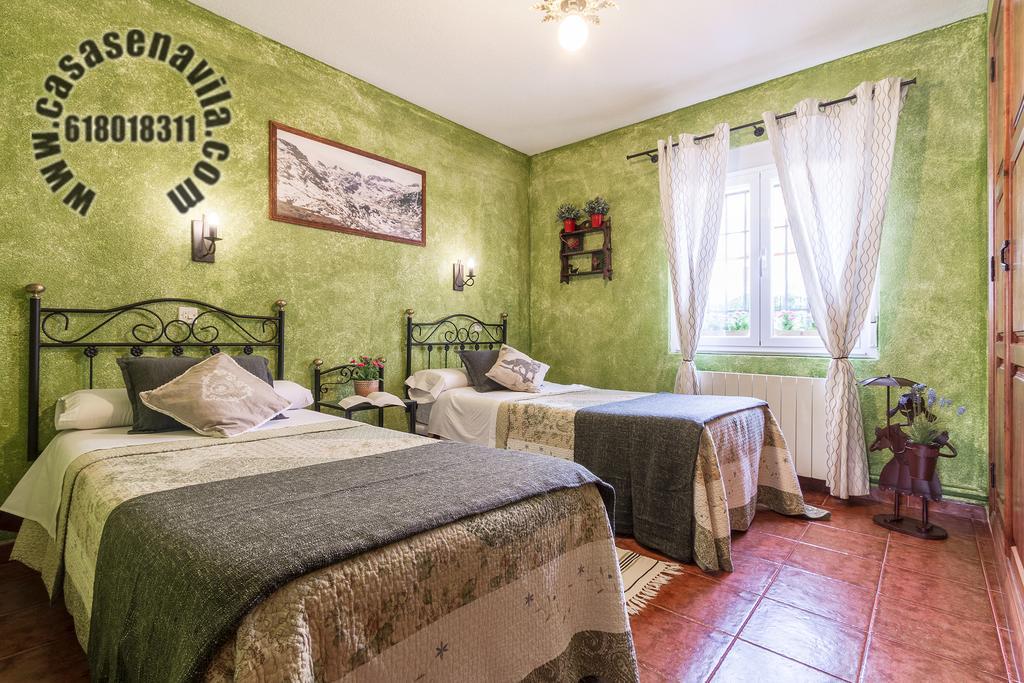 בית הארחה Navacepeda de Tormes 	La Pasailla De Gredos מראה חיצוני תמונה